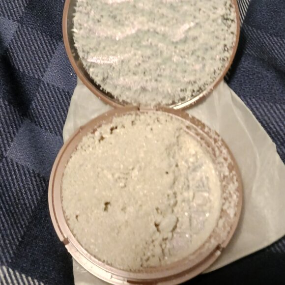 LETHAL COSMETICS AVATAR HIGHLIGHTER WHITE LOTUS - Picture 3 of 3
